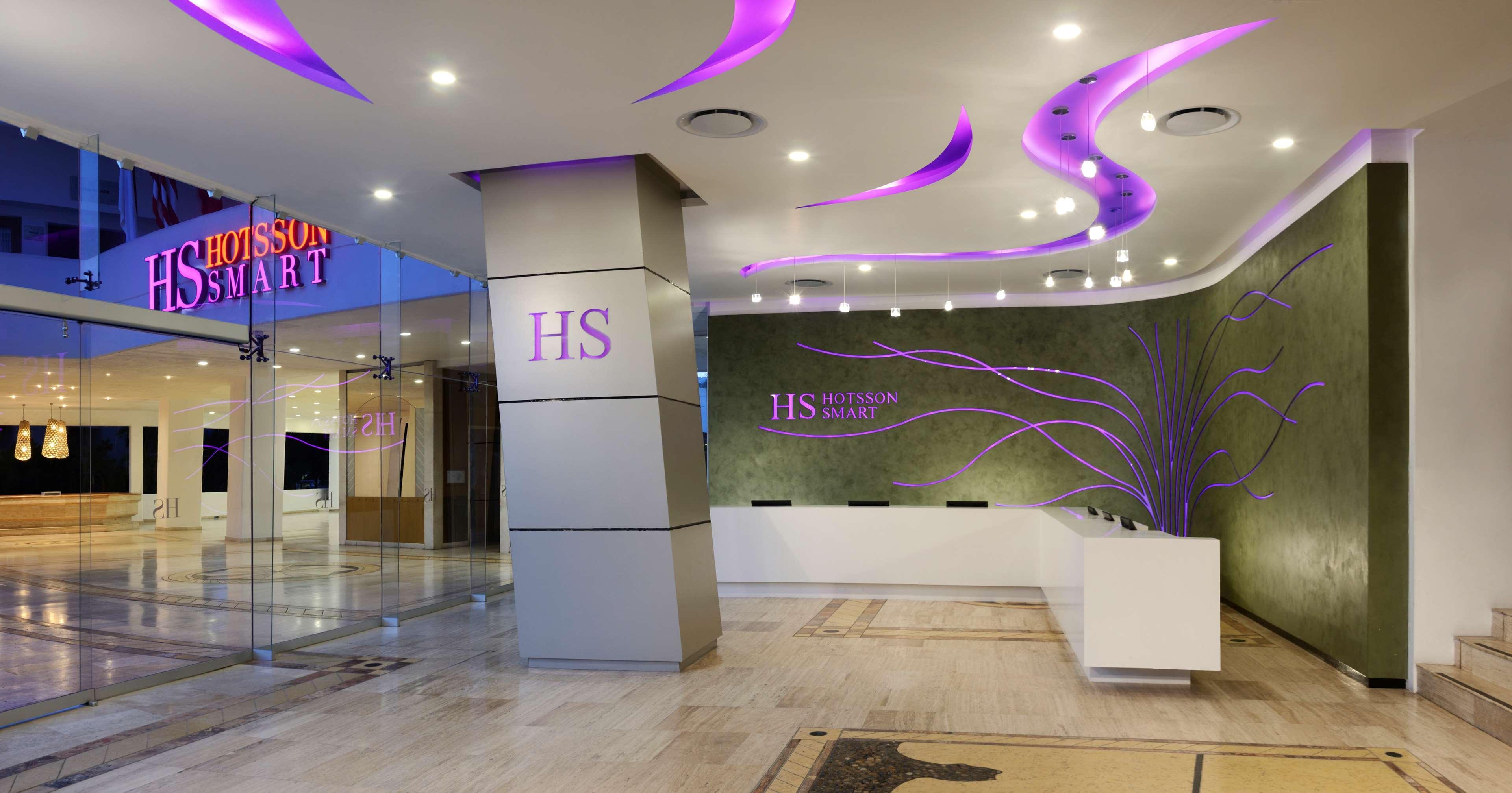 Hs Hotsson Hotel Acapulco Exterior photo HSBC Lounge at Beijing Capital International Airport