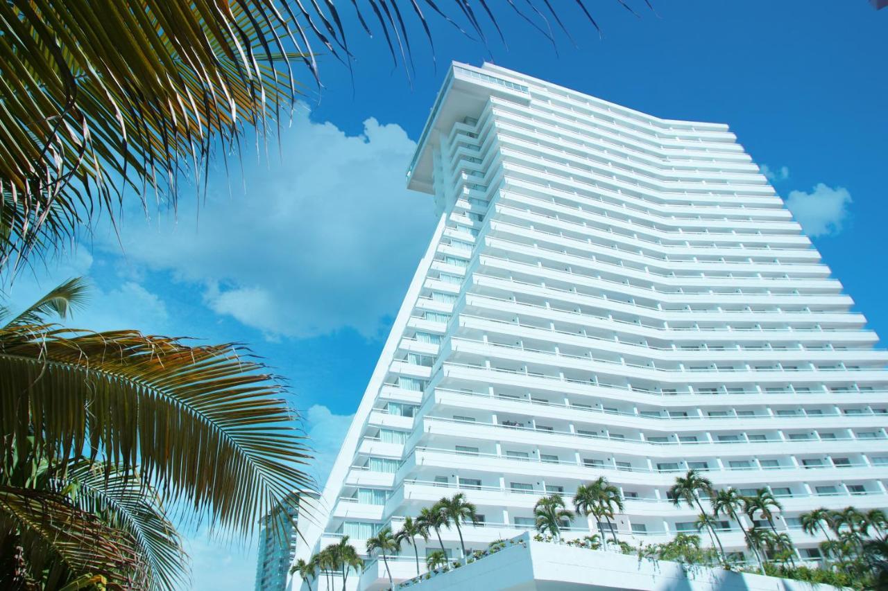 Hs Hotsson Hotel Acapulco Exterior photo The Royal at Atlantis